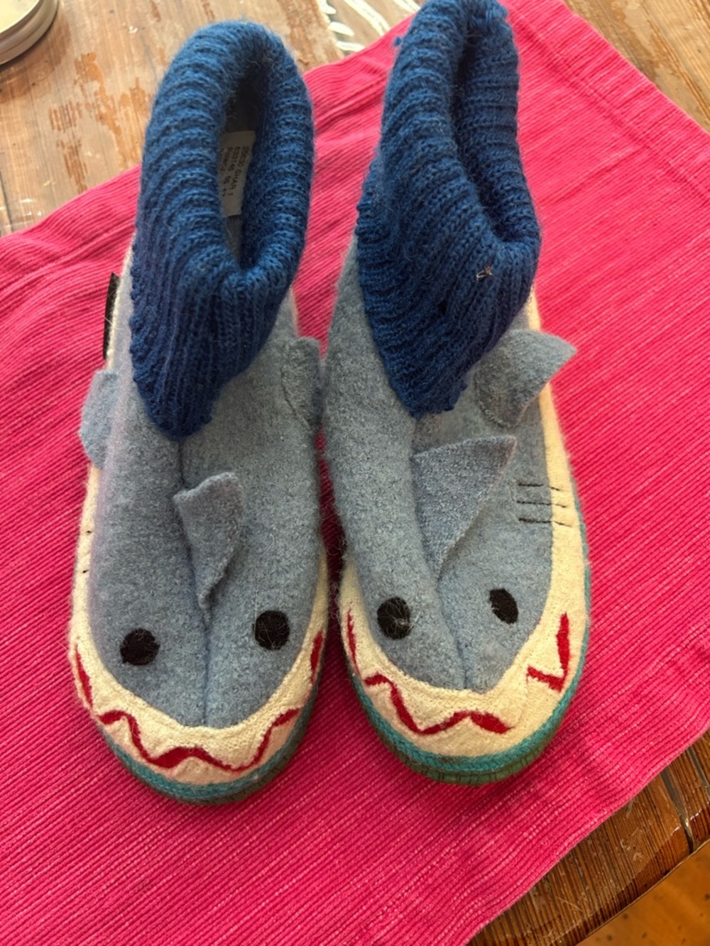 Kids Shark Slipper Size 1 - Garnet Hill